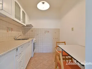 Pronájem bytu 2+kk, Praha - Michle, Ohradní, 45 m2