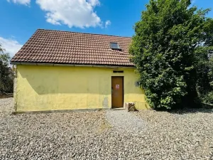 Pronájem komerčního pozemku, Praha, Na záhonech, 908 m2