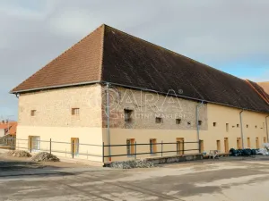 Pronájem skladu, Červený Újezd, Hájecká, 400 m2
