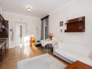 Pronájem bytu 2+kk, Praha - Bubeneč, Ovenecká, 56 m2