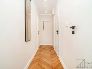 Prodej bytu 1+kk, Praha - Karlín, Pobřežní, 35 m2