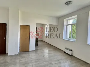 Pronájem bytu 3+kk, Staré Město, Brněnská, 70 m2