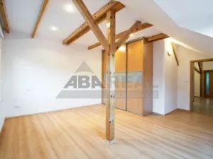 Pronájem rodinného domu, Praha - Přední Kopanina, Nové domy, 410 m2