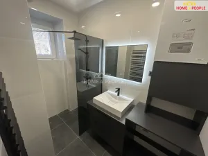 Pronájem bytu 3+1, Přelouč, K. Čapka, 75 m2