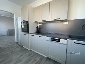 Pronájem bytu 3+1, Břeclav - Charvátská Nová Ves, Na Valtické, 70 m2