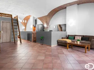 Prodej bytu 1+kk, Škvorec, Tyršova, 103 m2