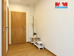 Prodej bytu 3+1, Týn nad Vltavou, náměstí Mládeže, 72 m2