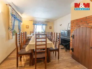 Prodej rodinného domu, Suchdol, 390 m2