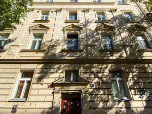 Pronájem bytu 2+kk, Praha - Smíchov, U Santošky, 40 m2