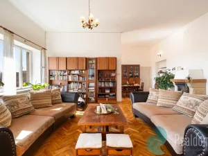 Prodej činžovního domu, Kaplice - Rozpoutí, 330 m2