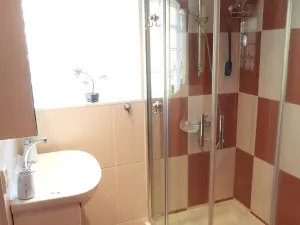 Prodej rodinného domu, Bělá pod Bezdězem, Táborová, 2050 m2