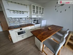 Pronájem bytu 1+kk, Praha - Kamýk, Písnická, 34 m2