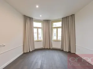 Pronájem bytu 4+kk, Praha - Vinohrady, Laubova, 167 m2