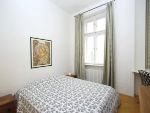 Pronájem bytu 3+1, Praha - Nové Město, Odborů, 81 m2