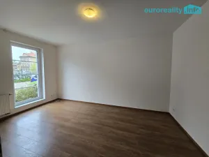 Pronájem bytu 2+kk, Beroun - Beroun-Město, V Zahradách, 65 m2