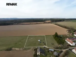 Prodej pozemku pro bydlení, Čerňovice, 2501 m2