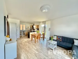 Prodej rodinného domu, Břežany II, 145 m2