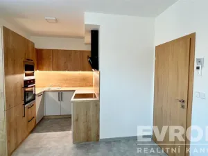 Pronájem bytu 2+kk, Velká Bystřice, Nádražní I, 44 m2