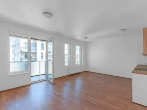 Pronájem bytu 1+kk, Praha - Hloubětín, Waltariho, 38 m2