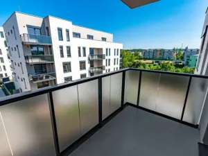 Pronájem bytu 1+kk, Praha - Hloubětín, Waltariho, 38 m2