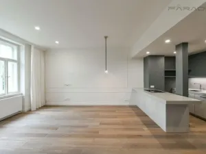 Pronájem bytu 4+kk, Praha - Vinohrady, náměstí Jiřího z Poděbrad, 107 m2