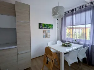 Prodej bytu 3+1, Teplice - Prosetice, Pod hvězdárnou, 74 m2