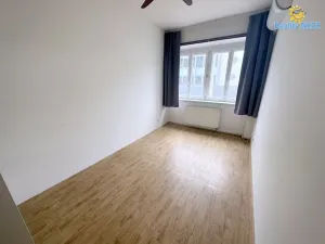 Pronájem bytu 2+1, Praha - Košíře, Vrchlického, 46 m2