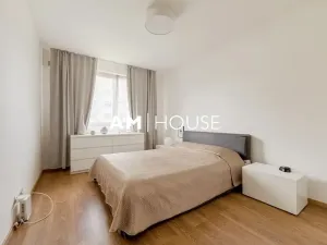 Pronájem bytu 2+kk, Praha - Vysočany, Ocelářská, 55 m2