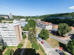 Prodej bytu 3+kk, Praha - Karlín, U Sluncové, 78 m2