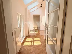 Pronájem bytu 3+kk, Praha - Nové Město, 28. října, 102 m2
