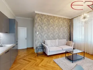 Pronájem bytu 2+kk, Jablonec nad Nisou, Komenského, 50 m2