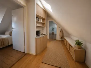 Pronájem - jiné, Praha - Hlubočepy, Filmařská, 18 m2