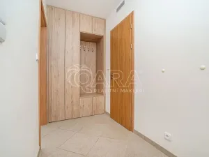 Pronájem bytu 2+kk, Praha - Stodůlky, Ferrariho, 60 m2