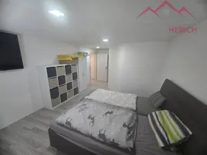 Prodej rodinného domu, Krásný Dvůr - Chrašťany, 400 m2
