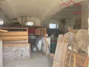 Prodej rodinného domu, Krásný Dvůr - Chrašťany, 400 m2