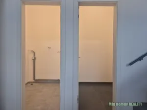 Pronájem obchodního prostoru, Praha - Žižkov, Hartigova, 88 m2