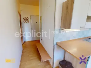 Pronájem bytu 1+1, Zlín - Malenovice, Husova, 32 m2