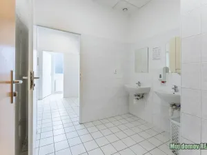 Pronájem kanceláře, Praha - Strašnice, V olšinách, 50 m2