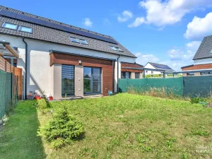 Pronájem bytu 3+kk, Lochenice, 103 m2