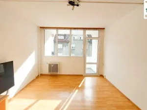 Pronájem bytu 2+1, Cheb, Valdštejnova, 60 m2