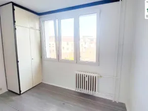 Pronájem bytu 2+1, Cheb, Valdštejnova, 60 m2