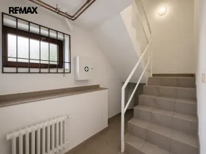 Pronájem restaurace, Praha, Formanská, 200 m2