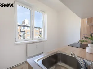 Pronájem bytu 3+1, Litvínov - Horní Litvínov, Valdštejnská, 61 m2