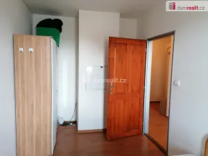 Pronájem bytu 2+kk, Praha - Kobylisy, Zenklova, 43 m2