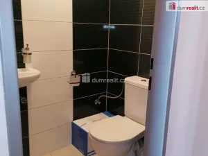 Pronájem bytu 2+kk, Praha - Kobylisy, Zenklova, 43 m2