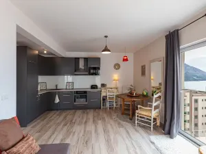 Prodej bytu 2+kk, Bečići, Černá Hora, 51 m2