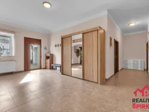 Prodej rodinného domu, Kamenná Horka, 405 m2