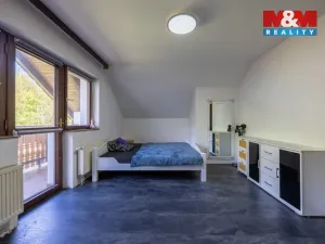 Prodej rodinného domu, Korozluky, 200 m2