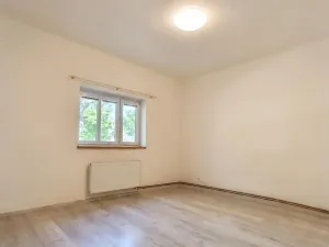 Pronájem bytu 2+kk, Praha - Modřany, U Modřanské školy, 51 m2