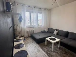 Pronájem bytu 2+1, Kadaň, Chomutovská, 53 m2